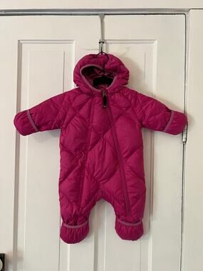 REI 6 months down bunting winter snow suit one piece zip up hooded quilted